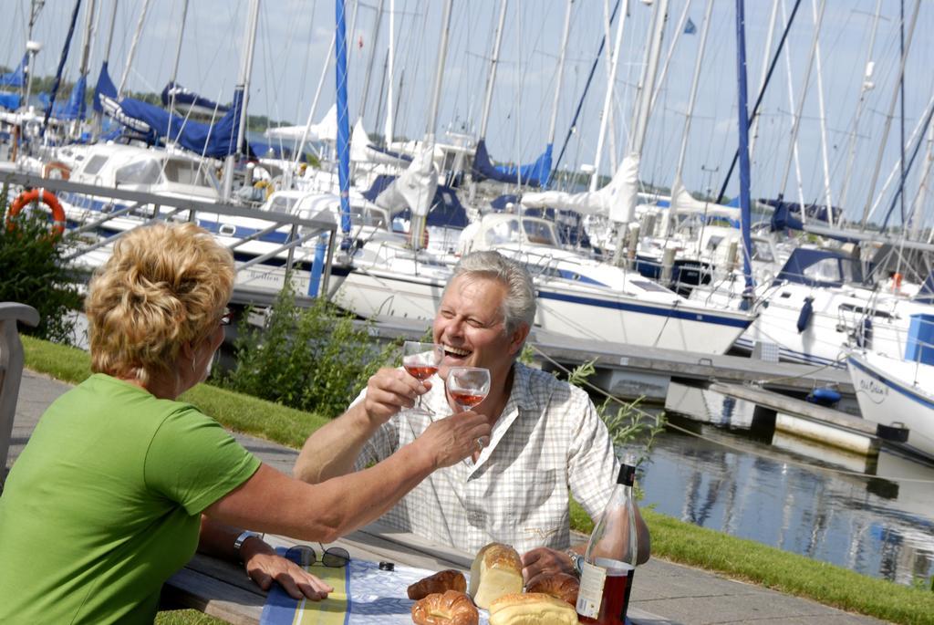 Ijsselhof Villa Type Medemblik 6 อันไดค์ ภายนอก รูปภาพ